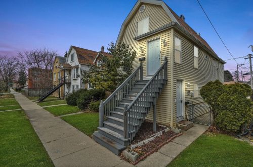 4416 Wilson Ave, Chicago, IL 60630-4124