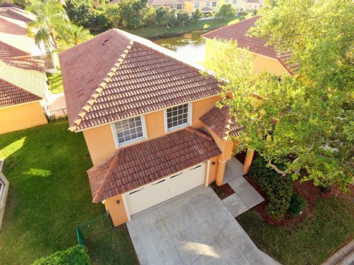 1045 Aspri Way, West Palm Beach FL  33418-6517 exterior