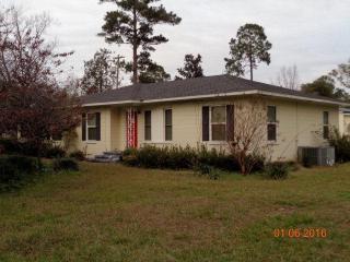 314 Cleveland Ave, Adel, GA 31620-2351