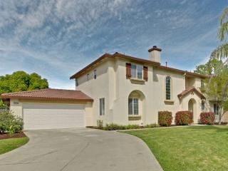 170 Aviator Cir, Sacramento CA  95835-1253 exterior