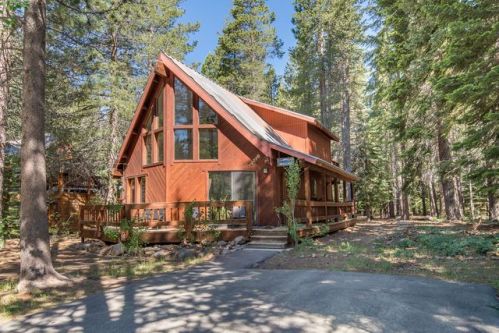 14216 Davos Dr, Truckee, CA 96161-6585