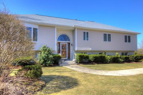 2 Goodale St, Peabody, MA 01960-1312