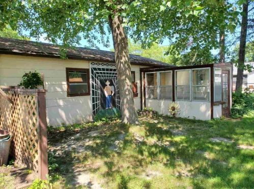 850 Maple Grove St, Tomah, WI 54660-1226
