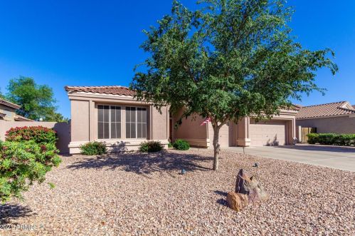 363 Ironwood St, Gilbert, AZ 85296-1642