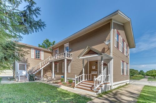 229 Ellsworth St, Naperville, IL 60540-4753