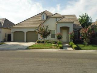 65 Prescott Ave, Clovis, CA 93619-8743