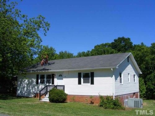 112 Apple St, Gibsonville, NC 27249-2802