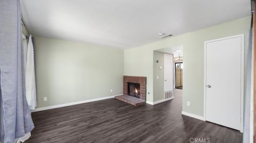 1013 Linden St, Riverside, CA 92507-3986