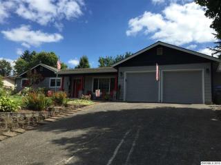 3240 Elderberry Dr, Salem, OR 97302-4049