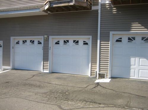 57 Glenrock, Norwalk CT  06850-1378 exterior