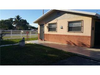 11631 182nd Ter, Miami FL  33157-4977 exterior