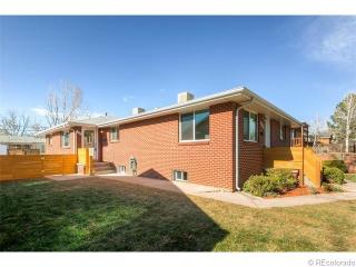 917 Wolff St, Denver, CO 80204-2827