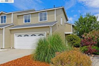 118 Outrigger Dr, Vallejo, CA 94591-8287