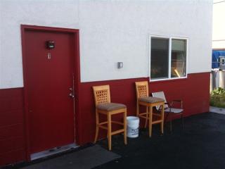 609 27th Ave, Anchorage AK  99503-2534 exterior