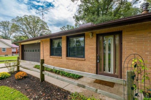 3215 Pitchin Rd, Springfield, OH 45502-6322