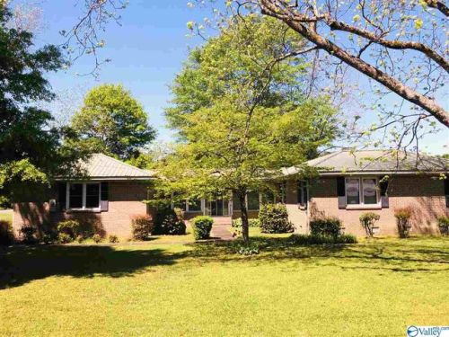 1322 Tillison Rd, Gadsden AL  35903-1338 exterior