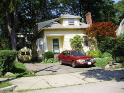 175 Woodcliff Rd, Newton, MA 02461-1838