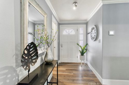 568 Wayside St, Anaheim, CA 92805-4944