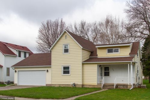 309 3rd Ave, Truman, MN 56088-1114