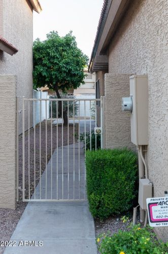 4681 Harrison St, Chandler, AZ 85226-2095