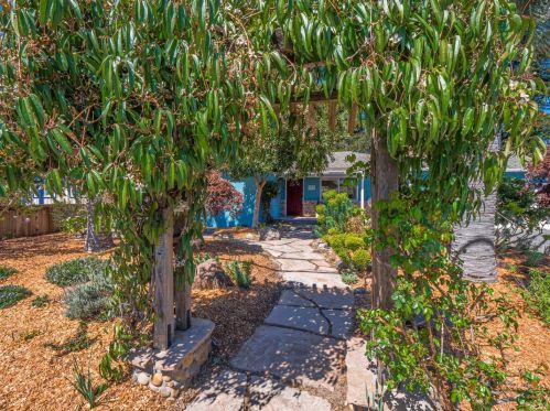 237 Siesta Dr, Aptos, CA 95003-4026