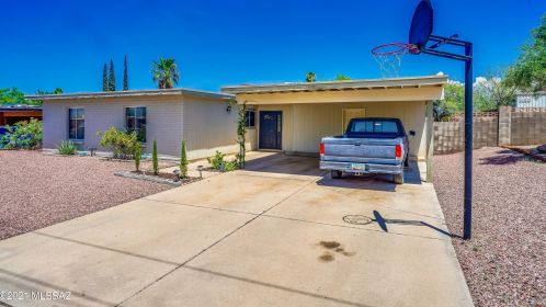 9579 29th St, Tucson, AZ 85748-8101