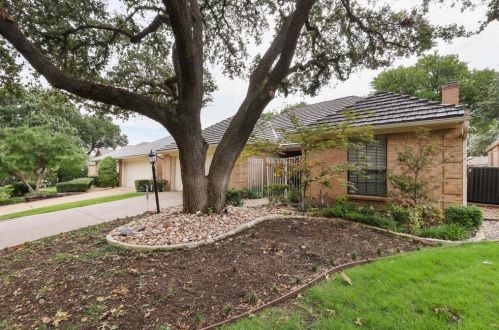27 Crown Pl, Richardson, TX 75080-1603