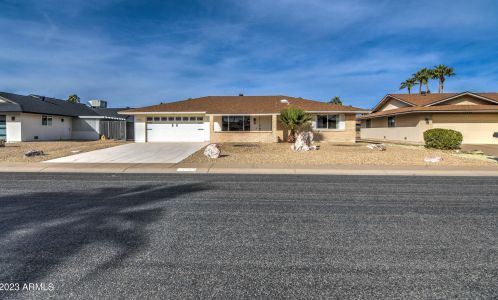 12432 Spring Ridge Dr, Sun City, AZ 85375-1927