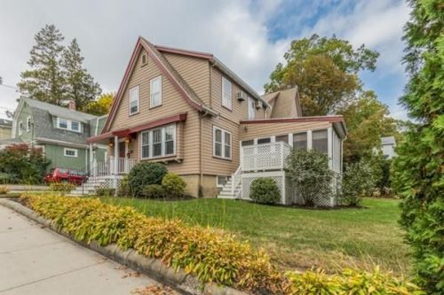 23 Fountain Rd, Arlington, MA 02476-7512