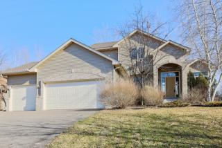 15965 Finley Ave, Lino Lakes, MN 55038-7406