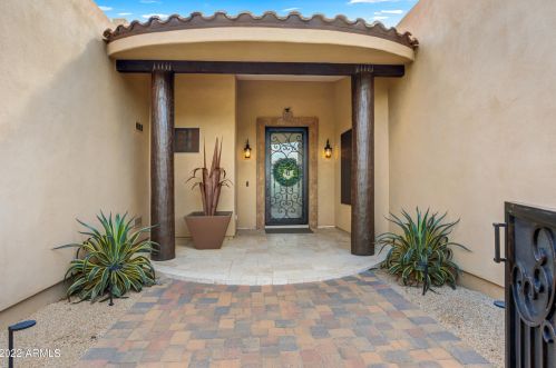 32814 55th Pl, Cave Creek, AZ 85331-5584