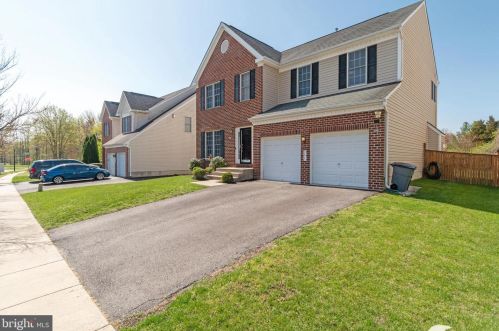 304 Howards Trust Ct, Glen Burnie MD  21060-8352 exterior