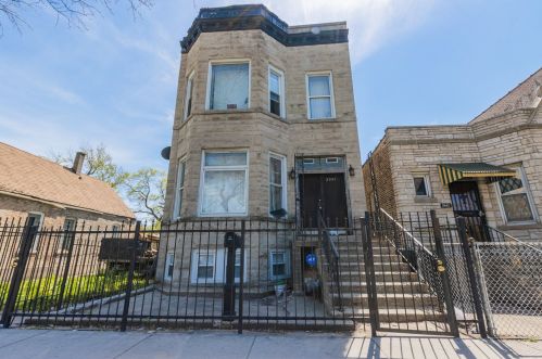 2941 Harrison St, Chicago, IL 60612-3334