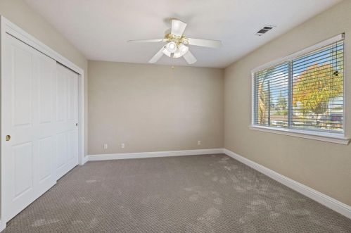 437 Locust St, Lodi CA  95240-2321 exterior
