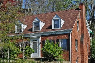 1001 27th St, Arlington, VA 22202-2235