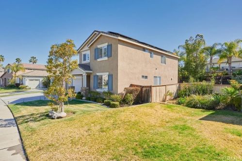 17922 Orangewood Ln, Riverside, CA 92503-7062