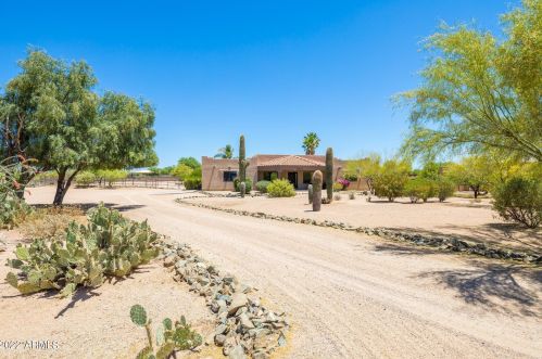 32627 48th St, Cave Creek, AZ 85331-5600