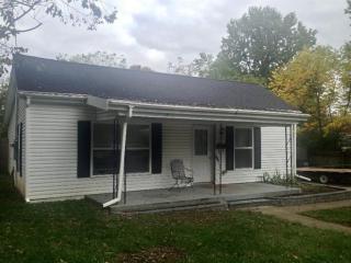 124 Woodford Dr, Lexington, KY 40504-1135