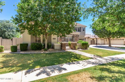 2841 Linda Ct, Gilbert, AZ 85234-6365