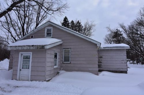 26694 278th St, Holcombe, WI 54745-5569