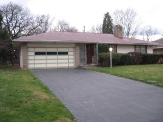 4183 Eastlea Dr, Columbus, OH 43214-2835