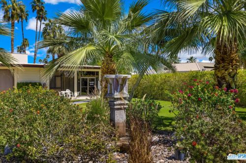 1655 Palm Canyon Dr, Palm Springs CA  92264-9130 exterior