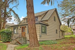 10314 189th St, Bothell, WA 98011-3838