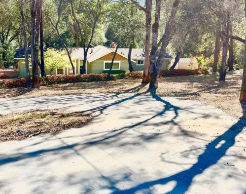 10601 Lime Kiln Rd, Grass Valley, CA 95949-8508