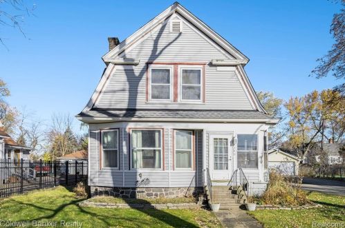 340 4th St, Imlay, MI 48444-1137