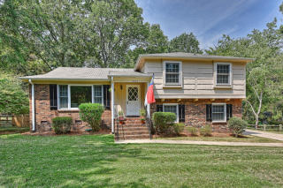 6620 Brynwood Dr, Charlotte, NC 28226-7528