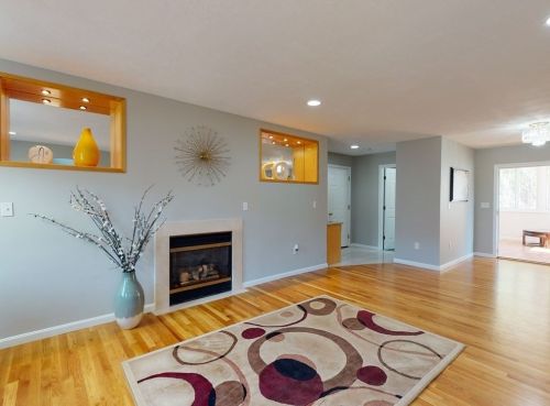 39 Lexington Dr, Acton, MA 01720-5350