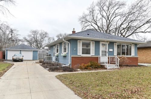 5255 106th St, Milwaukee, WI 53225-3205