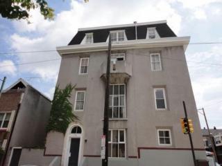 1135 Lombard St, Philadelphia PA  19147-1237 exterior