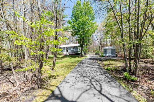 23 Emerald Dr, Derry, NH 03038-5286